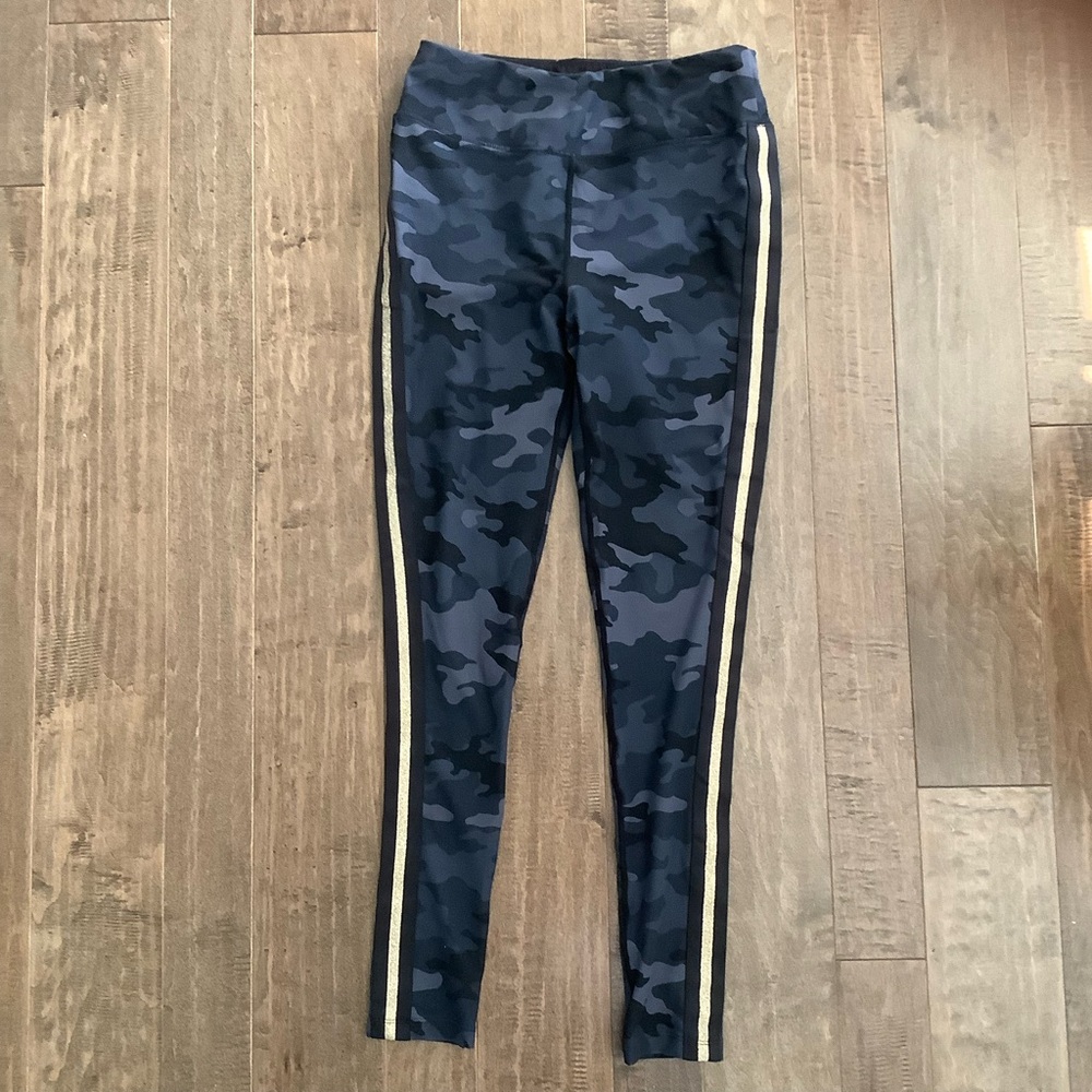 Avia Shades of Blue Camo Leggings with Stripes, M
